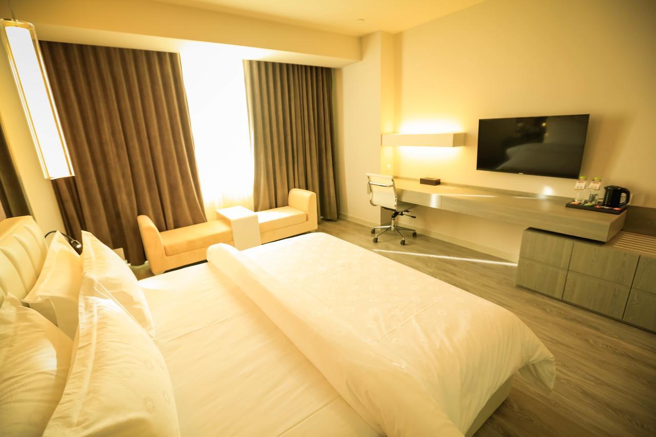 Metropolo Jin Jiang Hotels Turpan Administrative The Heart Of Pai Екстериор снимка